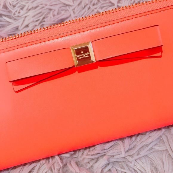 Matching Kate Spade Bow Wallet - Picture 2 of 5